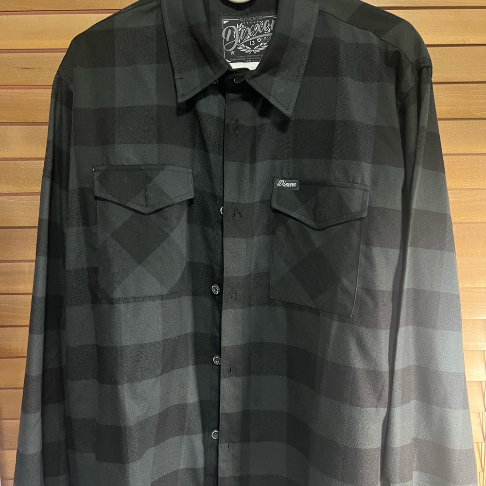 DIXXON Men's Charcoal Checkered Shirt